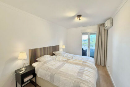 611a8dc577667b7f84c4082255bea270 - 14