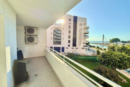 611a8dc577667b7f84c4082255bea270 - 19