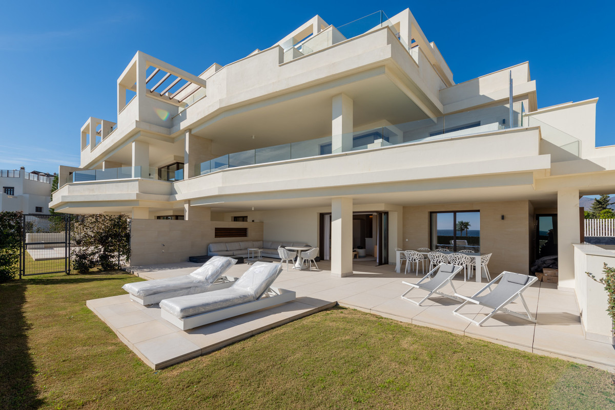 6150083e089b9e5f46bb5aecb81178e3 - 15