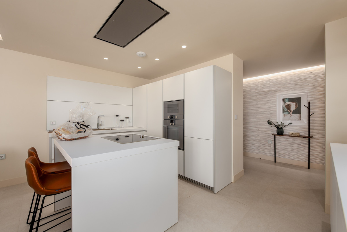 6150083e089b9e5f46bb5aecb81178e3 - 2