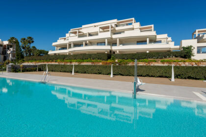 6150083e089b9e5f46bb5aecb81178e3 - 20