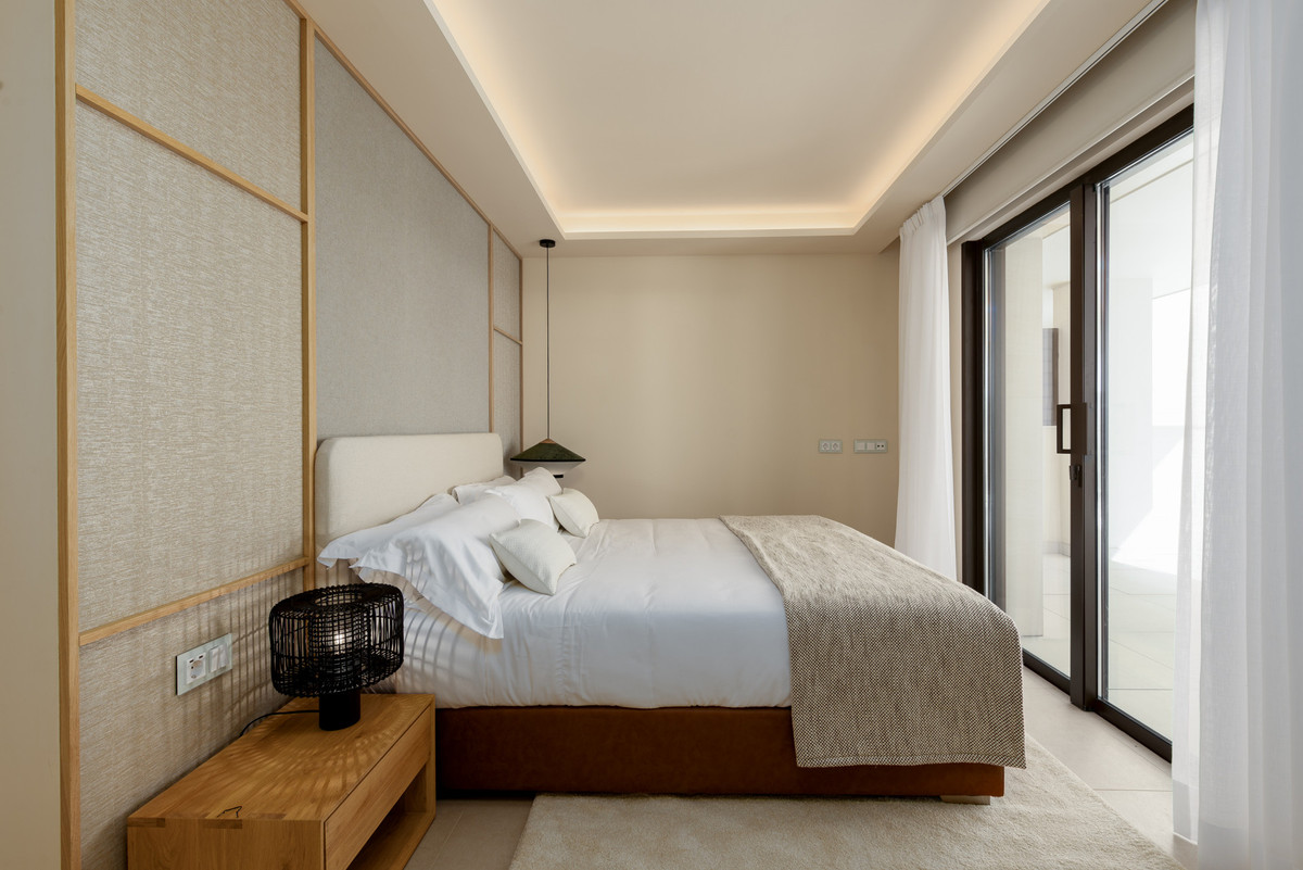 6150083e089b9e5f46bb5aecb81178e3 - 4