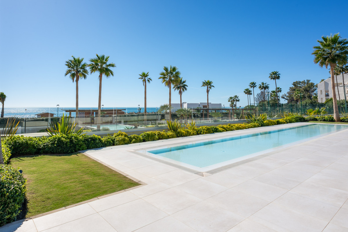 6150083e089b9e5f46bb5aecb81178e3 - 42