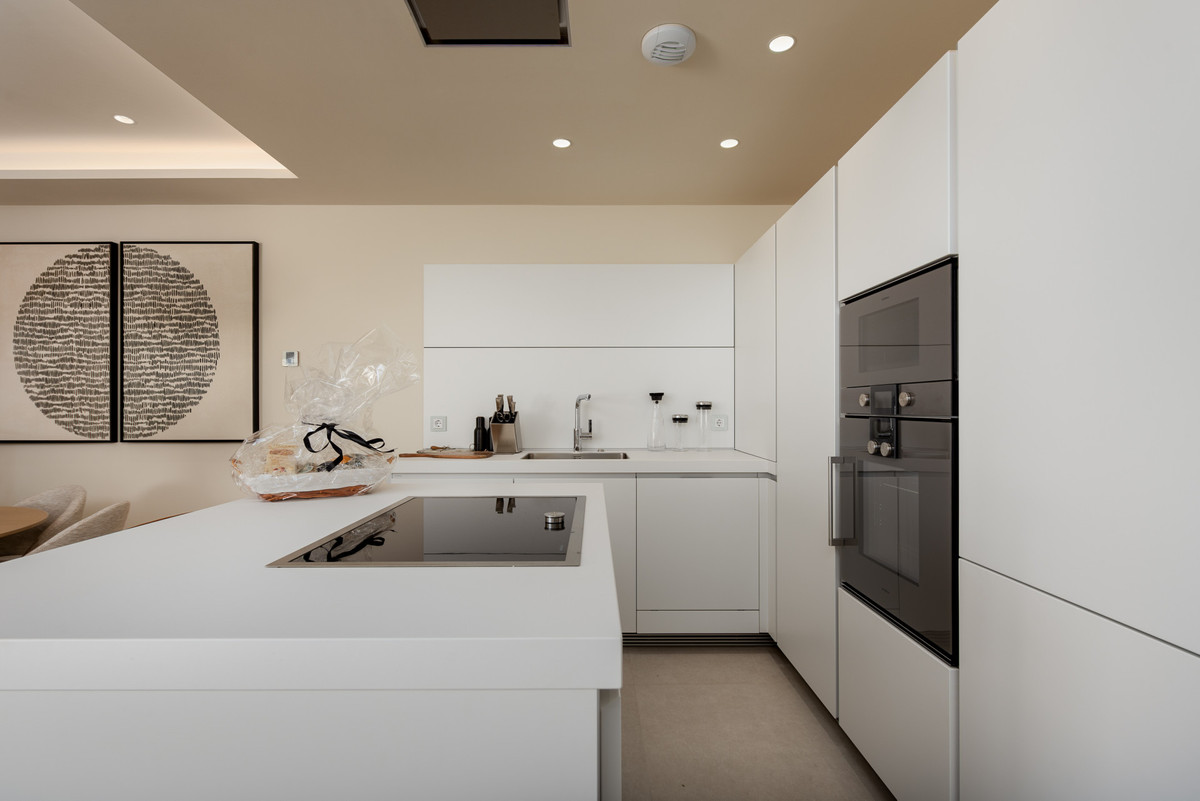 6150083e089b9e5f46bb5aecb81178e3 - 8