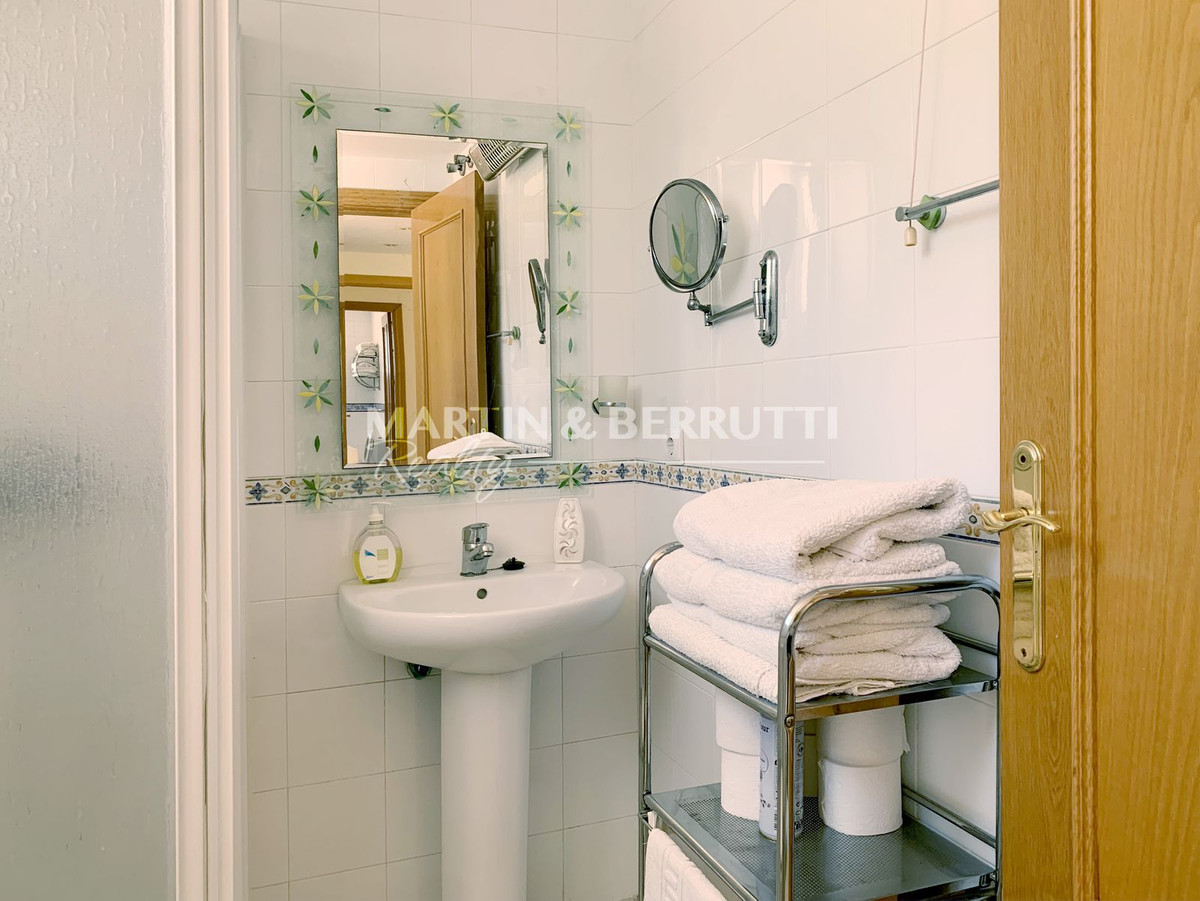 616b1e3991b461f0f65e213621ca1e75 - 7