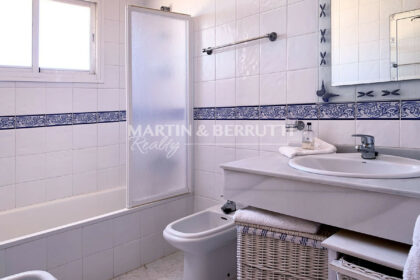 616b1e3991b461f0f65e213621ca1e75 - 8