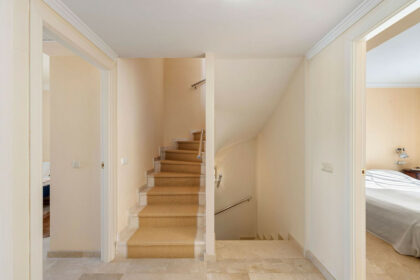 61804aa67d3649fb45b8236585f64b7a - 11