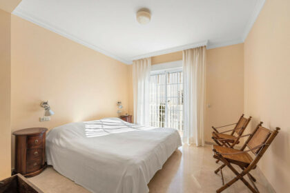 61804aa67d3649fb45b8236585f64b7a - 12