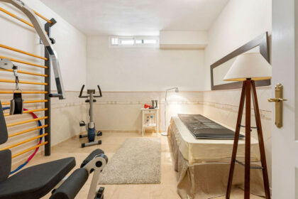 61804aa67d3649fb45b8236585f64b7a - 23