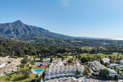 61804aa67d3649fb45b8236585f64b7a - 29