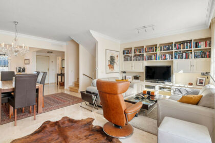 61804aa67d3649fb45b8236585f64b7a - 5