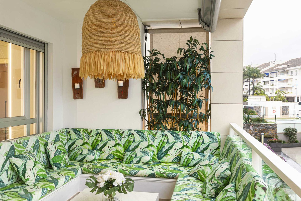 61b8e73063e6ceac26c952c9cec6f31e - 18