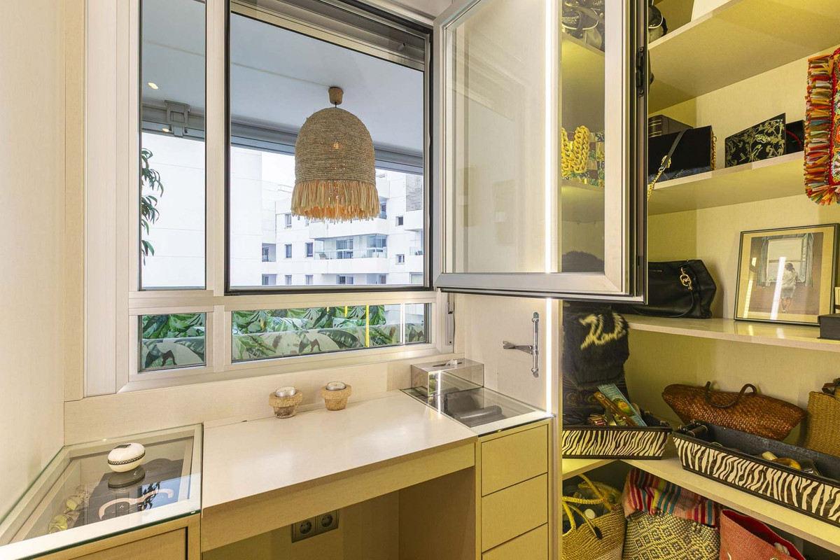 61b8e73063e6ceac26c952c9cec6f31e - 30