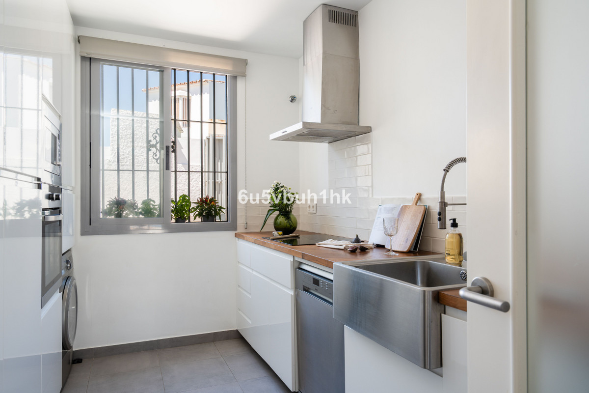 61c82e7db97a3d06e53109ffef167be7 - 10