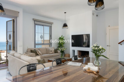 61c82e7db97a3d06e53109ffef167be7 - 5