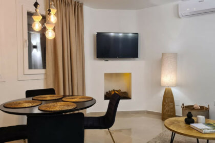 62c2fe4235dae975e583255df6af828a - 1