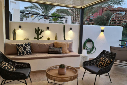 62c2fe4235dae975e583255df6af828a - 12