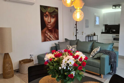 62c2fe4235dae975e583255df6af828a - 14