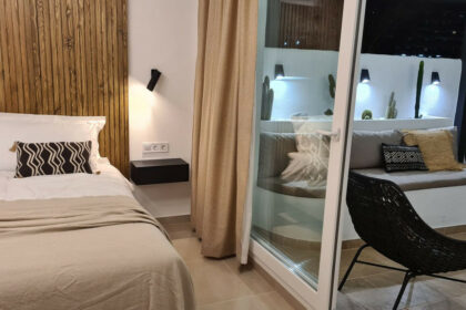 62c2fe4235dae975e583255df6af828a - 3