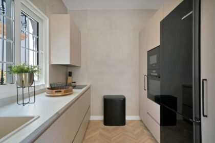 62ef30eb0ca8ebe25a876166af173f17 - 10