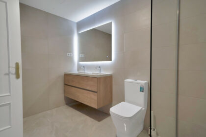 62ef30eb0ca8ebe25a876166af173f17 - 19