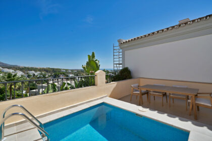 62ef30eb0ca8ebe25a876166af173f17 - 4