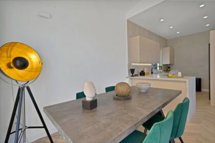 62ef30eb0ca8ebe25a876166af173f17 - 9