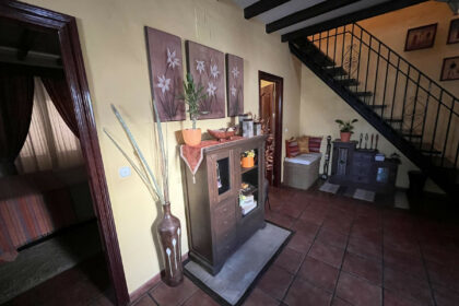 631b4d12b72576f2109638bfe05d3480 - 18