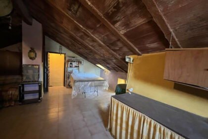 631b4d12b72576f2109638bfe05d3480 - 32