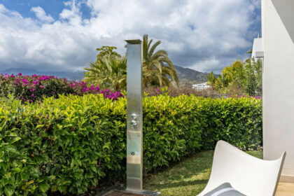 638665c7518c450eb0986d83b24350f7 - 27