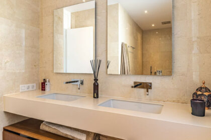 638665c7518c450eb0986d83b24350f7 - 33