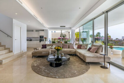 638665c7518c450eb0986d83b24350f7 - 7