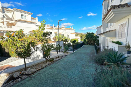 640386530105399988d54ca78f600f87 - 20