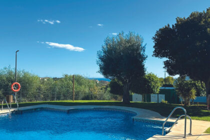 640386530105399988d54ca78f600f87 - 22