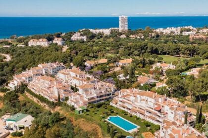 640386530105399988d54ca78f600f87 - 23