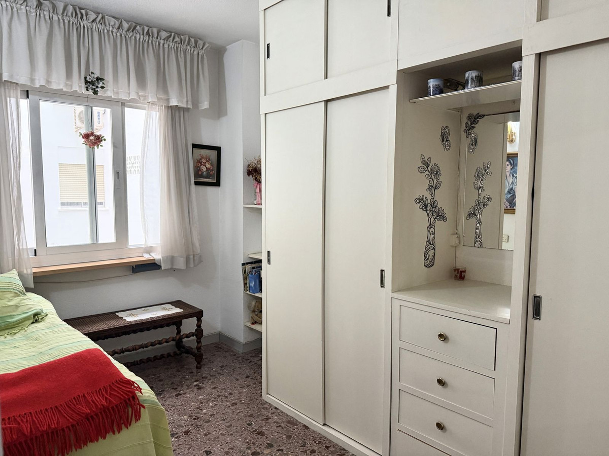 642378ee1a575873fb713d488770f44c - 18