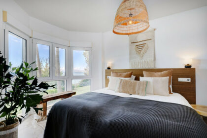 64479a8e61ef6177fcfcf4bced482a0a - 15