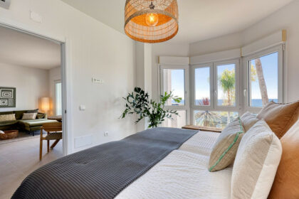 64479a8e61ef6177fcfcf4bced482a0a - 16