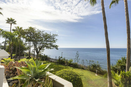 64479a8e61ef6177fcfcf4bced482a0a - 32