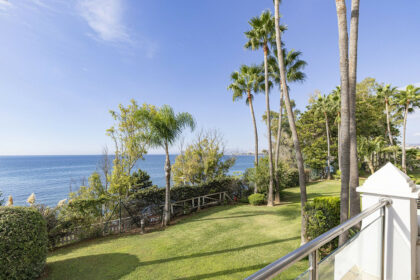 64479a8e61ef6177fcfcf4bced482a0a - 33