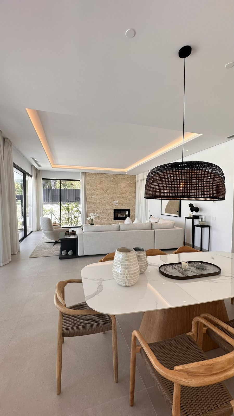 645912078fdee914408722ebd7c14054 - 4