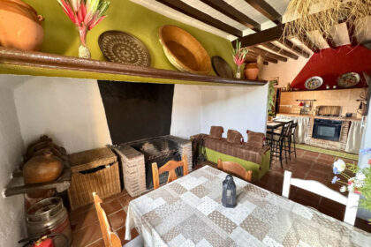 6463bdee4aa90e5f2b64409f3b70ce47 - 10