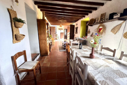 6463bdee4aa90e5f2b64409f3b70ce47 - 12