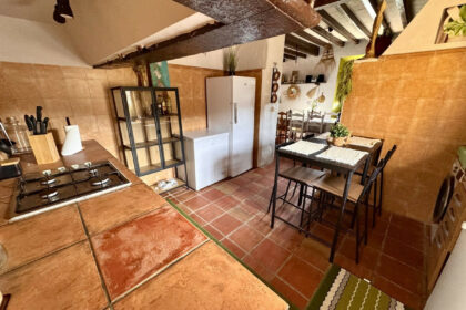 6463bdee4aa90e5f2b64409f3b70ce47 - 13