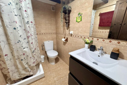 6463bdee4aa90e5f2b64409f3b70ce47 - 14