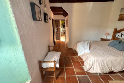 6463bdee4aa90e5f2b64409f3b70ce47 - 18