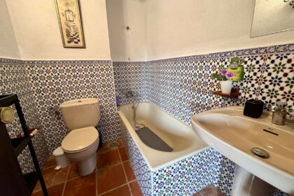 6463bdee4aa90e5f2b64409f3b70ce47 - 27