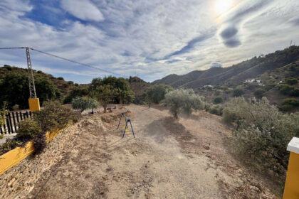 6463bdee4aa90e5f2b64409f3b70ce47 - 44