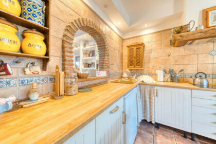 64e4f7f881f5157c5bdf19dd562a0429 - 10