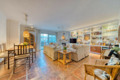 64e4f7f881f5157c5bdf19dd562a0429 - 13